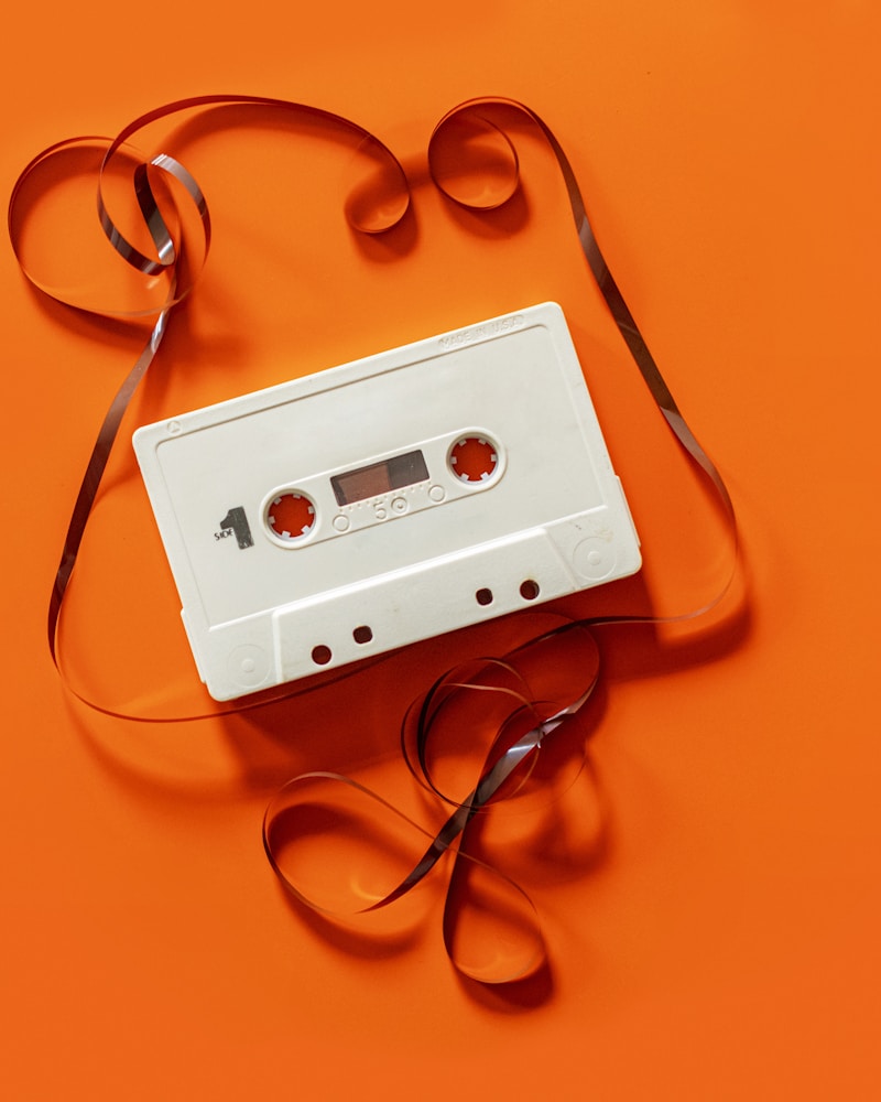 DJ Muukhi performing