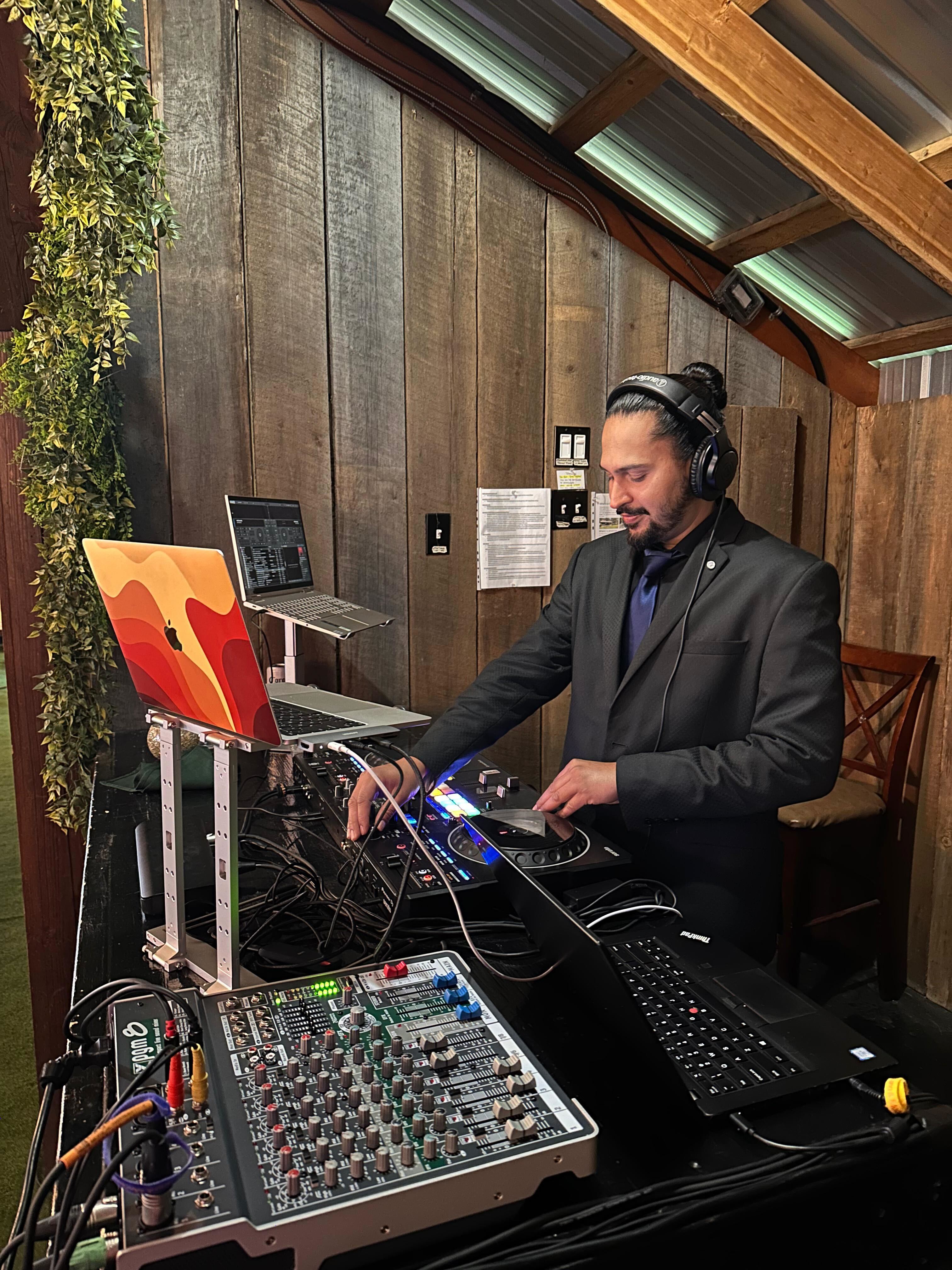 DJ Muukhi event