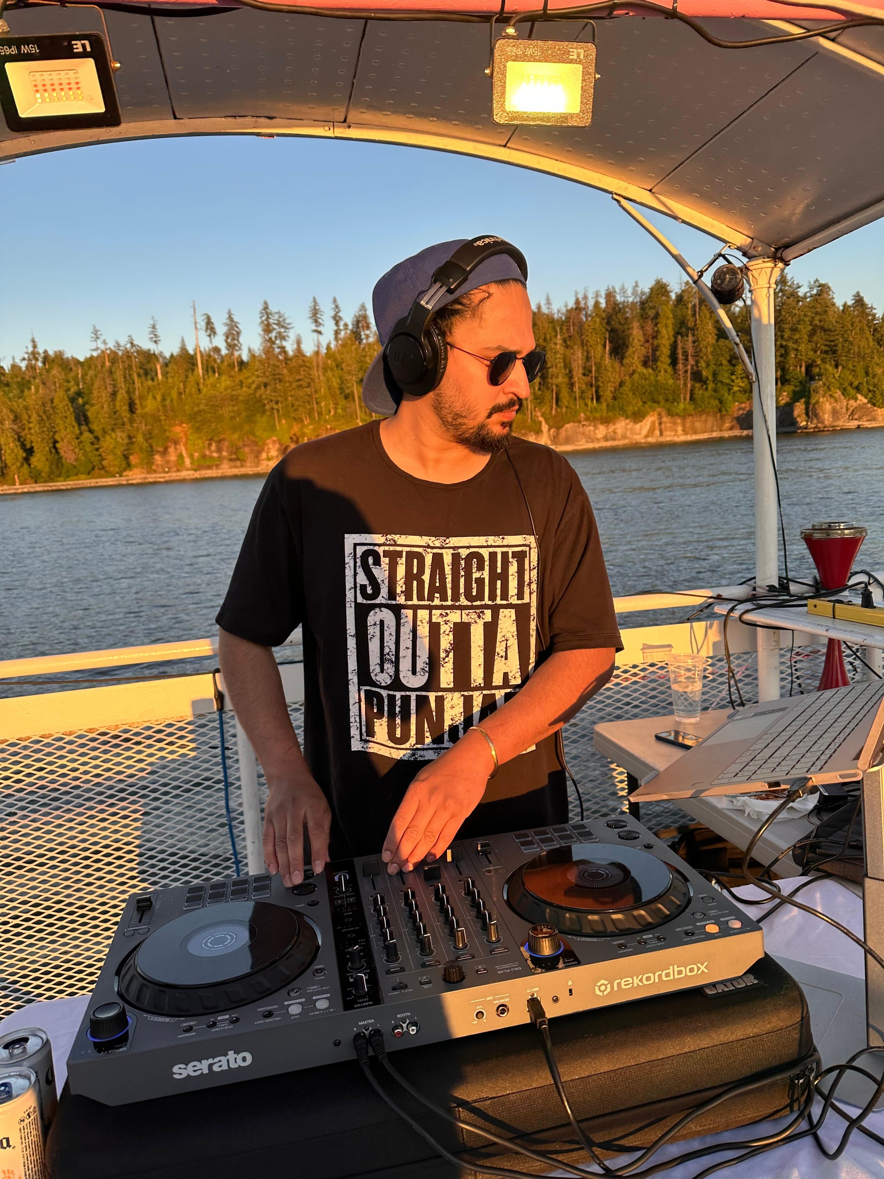 DJ Muukhi event